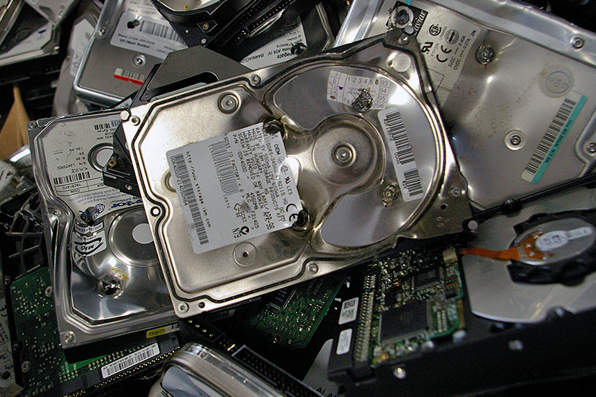 破壊したHDD